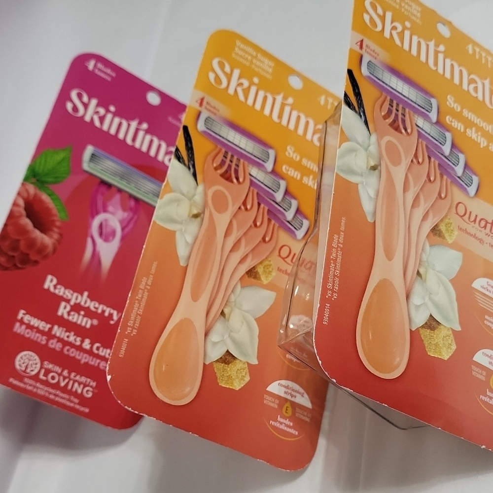Skintimate Raspberry Rain and Vanilla Sugar Razors - Picture 9 of 13